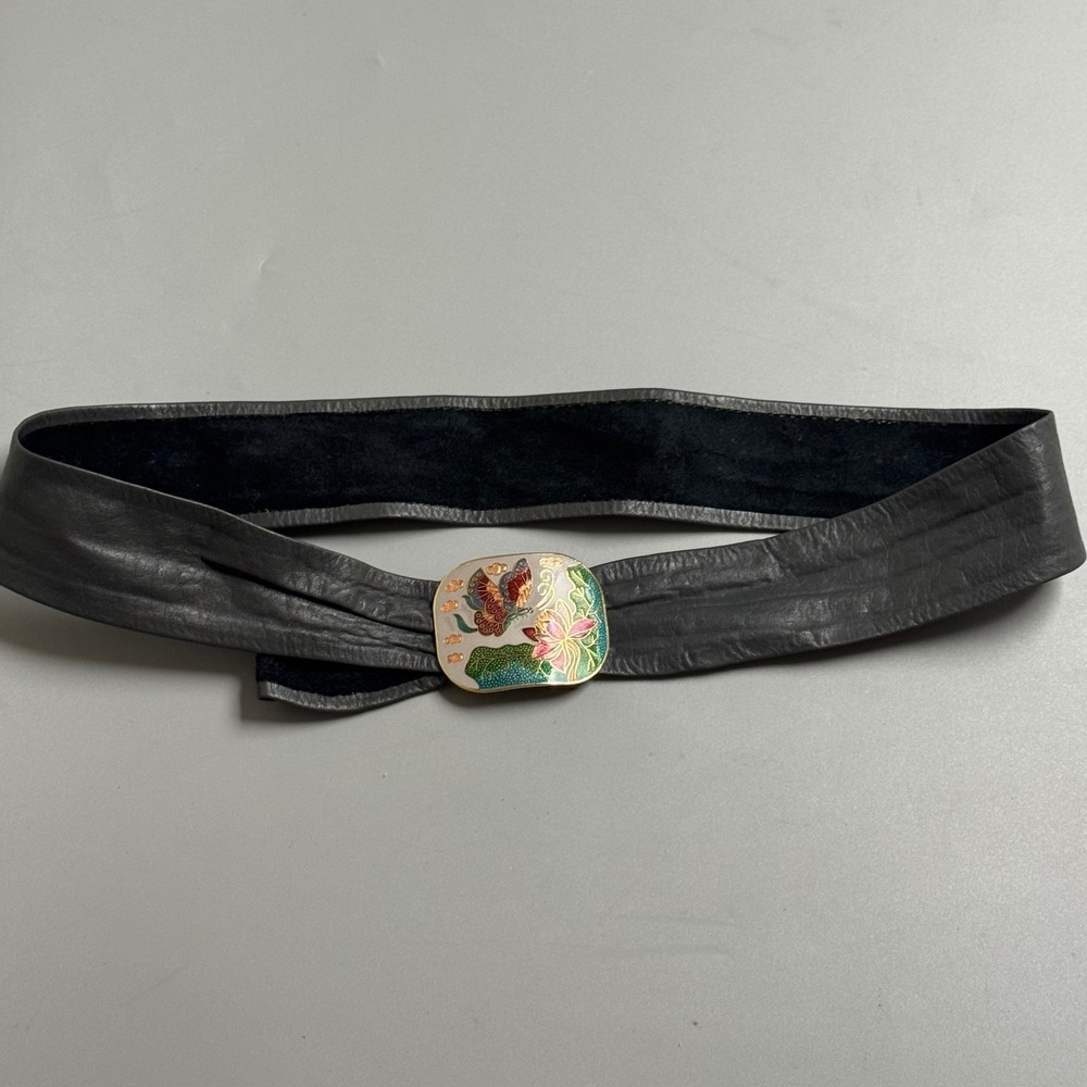 Vintage Pizazz Black Leather Belt Cloisonne Enamel Butterfly Lotus Buckle 32" - Picture 3 of 3